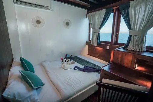 Seaview Double Cabin cabin aboard Queenesia II liveaboard