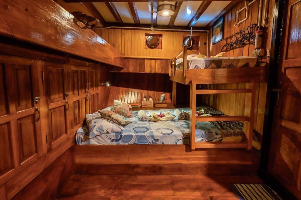 Double Cabin (Lower Deck) cabin aboard Sunshine Liveaboard liveaboard