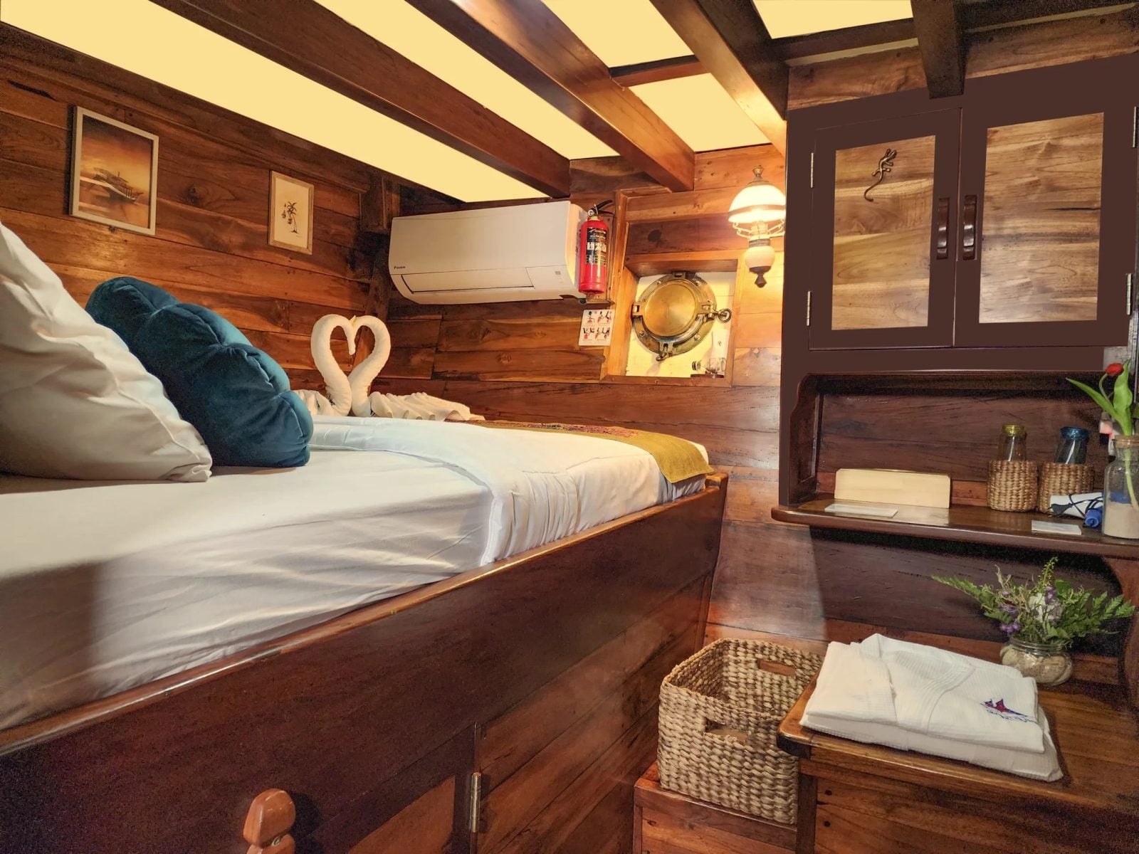 Yudhistira Cabin cabin aboard SuprabA liveaboard