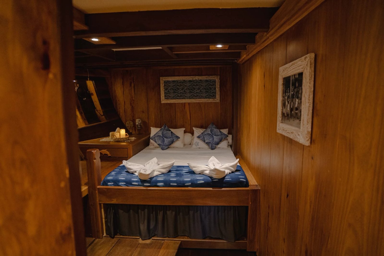 Banda-Flores Cabins cabin aboard Teman liveaboard
