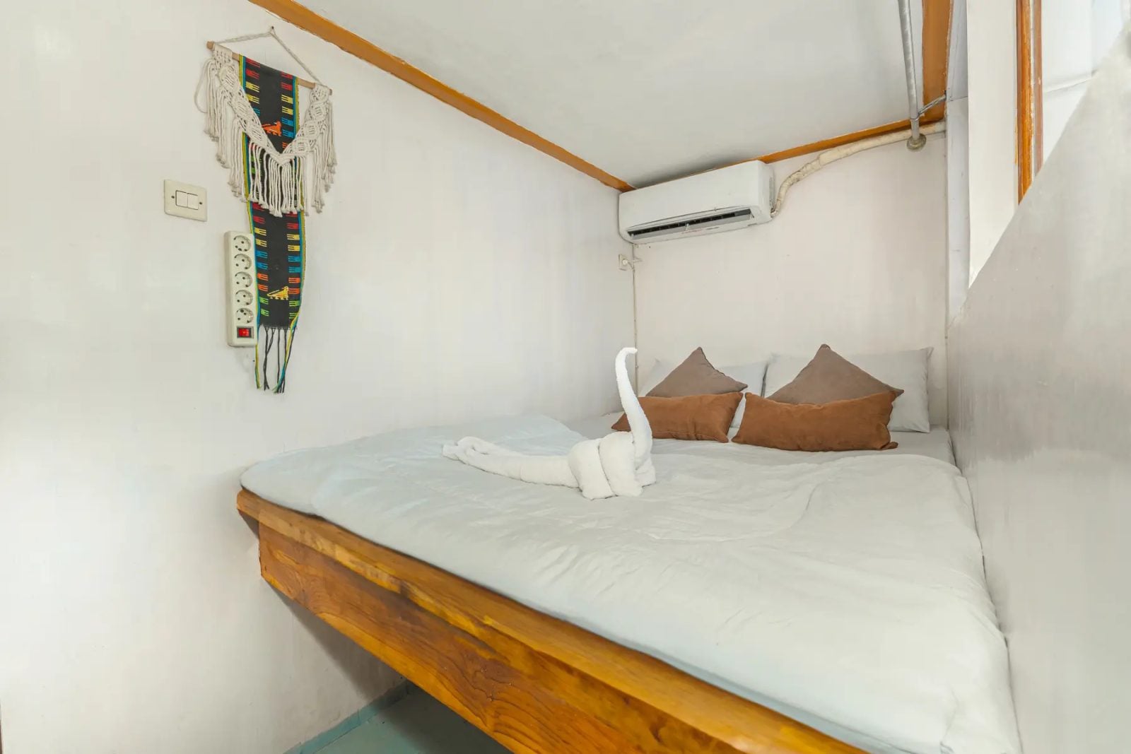 Superior Cabin cabin aboard Umami liveaboard