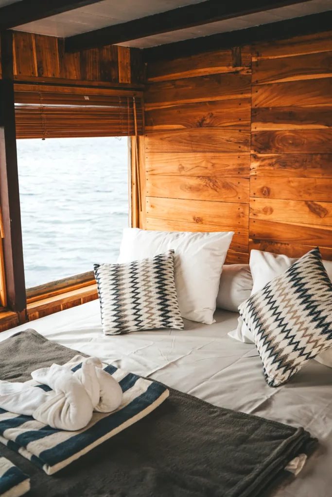 NATUNA cabin aboard Papiton Lopi liveaboard