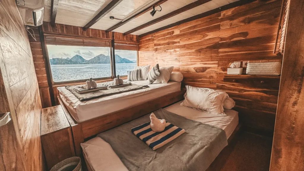 CORAL cabin aboard Papiton Duwa liveaboard