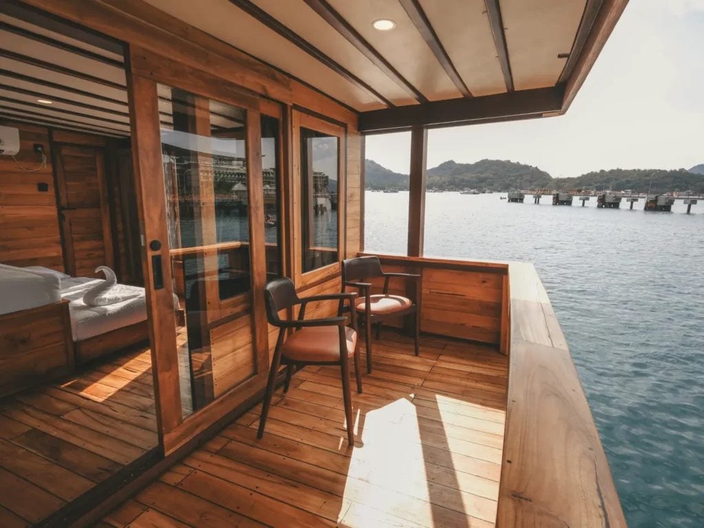 SAGARA cabin aboard Kanthaka liveaboard
